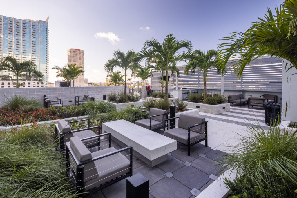Tampa Student Housing The Henry